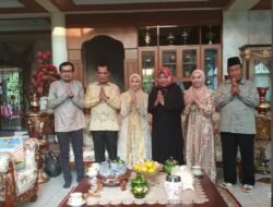 Wakil Ketua DPRD Ginda Burnama Halal Bihalal di Rumah Tokoh Riau Wan Thamrin