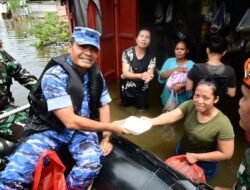 Danlanud Tinjau Warga Terdampak Banjir dan Dirikan Posko Darurat di Kec. Rumbai