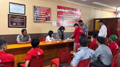 Konsisten Perangi Narkoba, Lapas Pekanbaru Lakukan Tes Urin Berkala Kepada Petugas dan Warga Binaan