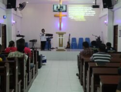 Warga Binaan Lapas Kelas IIA Pekanbaru Ikuti Ibadah Gereja Bersama Tim Kemenag