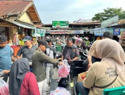 Disperindagkop dan UKM Riau Gelar Operasi Pasar Murah di Pasar Dupa Kota Pekanbaru