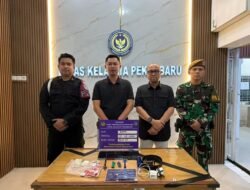 Meski Diguyur Hujan Deras, Lapas Kelas IIA Pekanbaru Tetap Gelar Razia Mendadak ke Kamar Hunian WBP