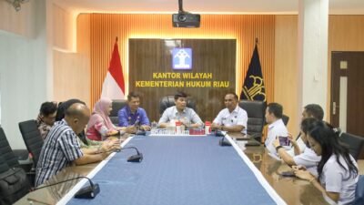 Terima Kunjungan Tim Deputi Kemenko Kumham Imipas, Kanwil Kemenkum Riau Paparkan Capaian Posbankum dan Penguatan Akses Bantuan Hukum