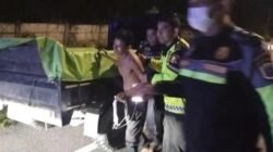 Viral..!! Supir Pickup Berkendara Dalam Keadaan Sakit, Anggota Ditlantas Polda Riau Berikan Pertolongan Menuju Rumah Sakit