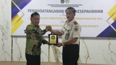 Kepala Lapas Pekanbaru Hadiri Penandatanganan MoU Kanwil Ditjenpas Riau dengan Pemkab Kepulauan Meranti